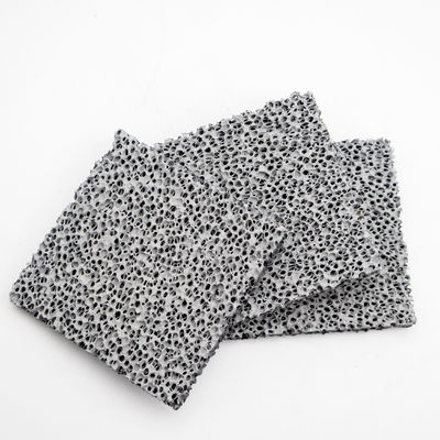 よい価格 カスタマイズされたニッケル泡 0.2-8mm 厚さ 50-130 PPI ヘテロモルフィック孔状構造 オンライン