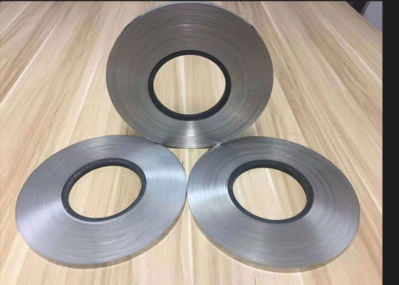 パーソナライズされたサイズ 純ニッケルストライプ 高い張力強さとバッテリーパックの良いスポット溶接特性